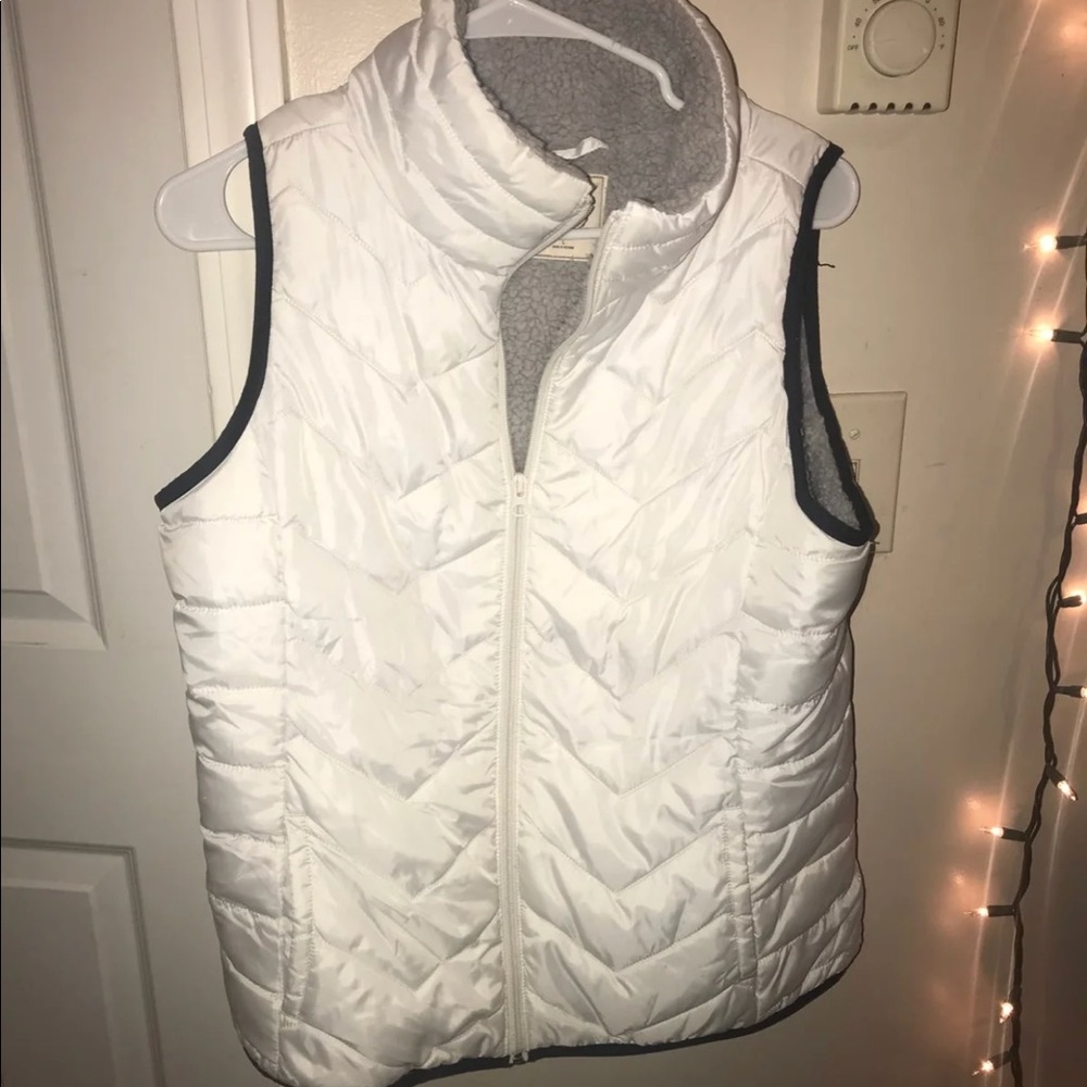 Winter vest - Picture 1 of 3